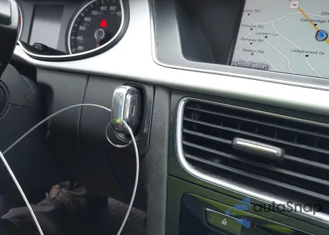 2015 Audi A4 2.0T Premium z USA, uszkodzony, nr VIN WAUBFAFL7FN038235